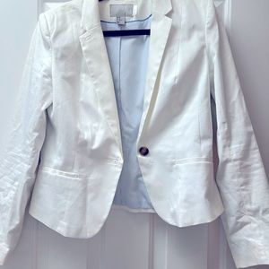 White cotton stretch blazer from H&M size 10 with blue pinstripe liner